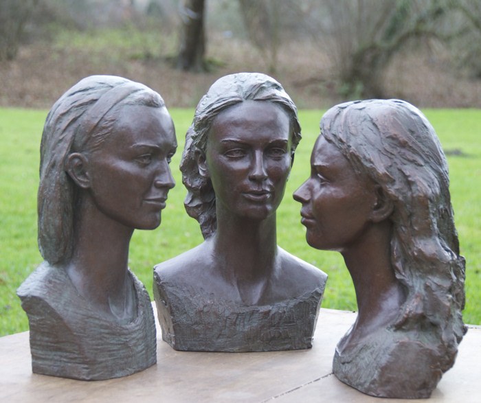 The three daughters of the Duke and Duchess of Rutland created in 2011 by Laury Dizengremel